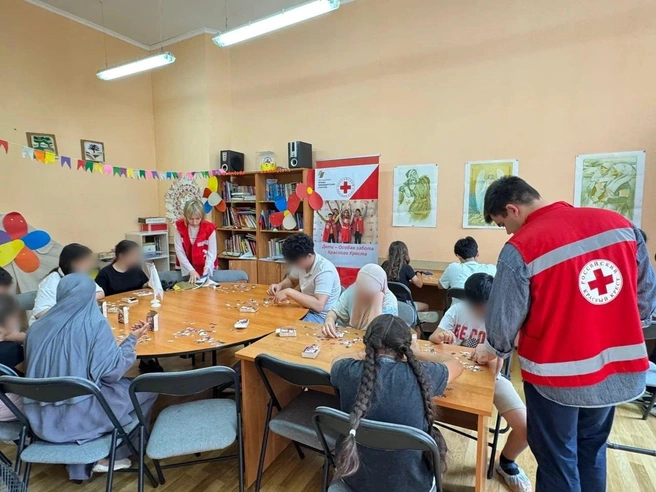 Русский не родной. Почему в Петербурге тысячу детей-иностранцев не приняли в школы? | Источник: Социально-реабилитационный центр для несовершеннолетних Российского Красного Креста