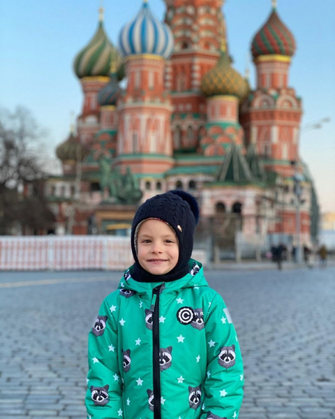 5-летняя Алиса Юнусова проболталась, что живет недалеко от Кремля