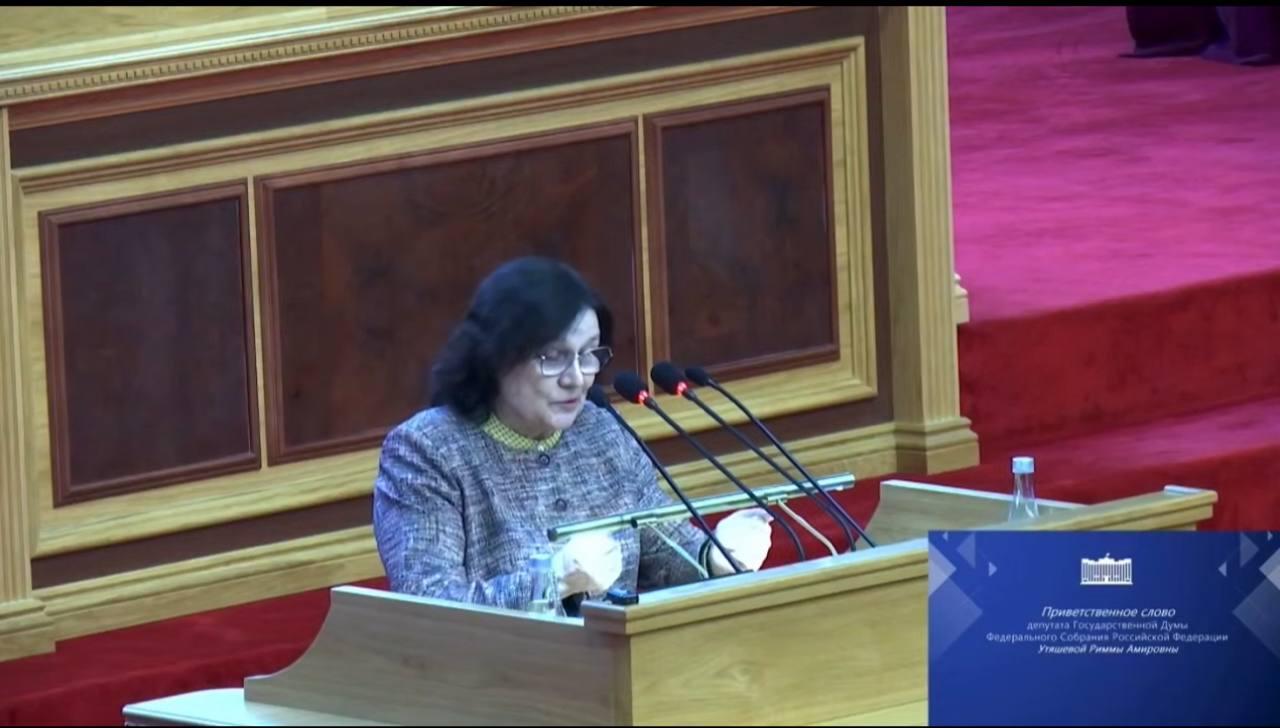 «Можно до 47 рожать!» Римма Утяшева ответила хейтерам о родах до 27 лет троих детей