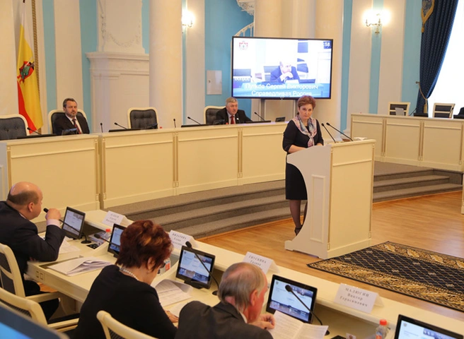Организацию летнего отдыха детей рассмотрели в областной Думе | ya62.ru