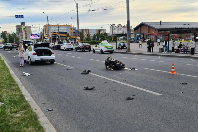 На Гражданском проспекте в аварии с байком пострадал предприниматель | Источник: ДТП и ЧП | Санкт-Петербург | Питер Онлайн | СПб