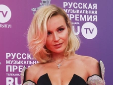 Дмитрий Исхаков не отходил ни на шаг: Полина Гагарина вышла в свет с бывшим мужем и дочкой Мией