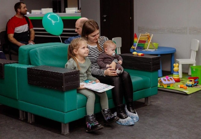 Родителям не нужно отпрашиваться с работы, ведь в «Городском центре медосмотра» принимают и по воскресеньям | Источник: Городской центр медосмотра
