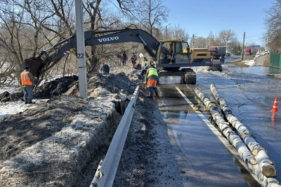 Подрядчик ликвидирует подтопление в селе Буньково