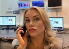 Собчак: «Марина Овсянникова продолжает турне по Украине. И теперь получает с двух сторон»