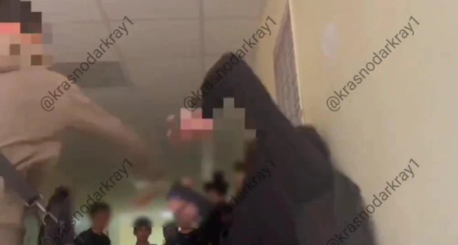 Восьмиклассник напал на ученика в школе | Источник: Краснодар и край / T.me