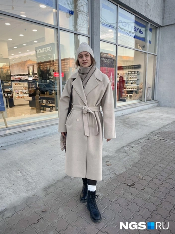 Миксовать яркие вещи у нее не получается | Источник: Алёна Золотухина / NGS.RU