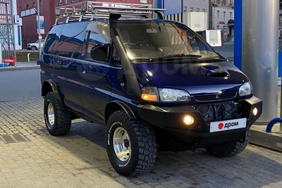 Уникальная Mitsubishi Delica 1994 года продается в Новосибирске