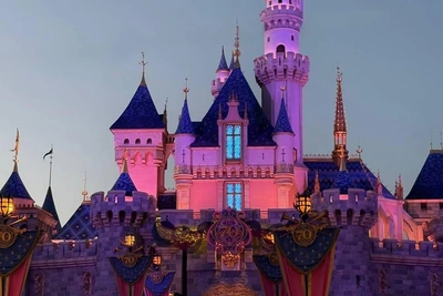 Блогер из Югры поделилась впечатлениями от Диснейленда