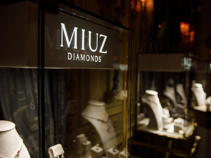 Высокое ювелирное искусство: как прошел закрытый ужин Marie Claire и MIUZ Diamonds | marieclaire.ru