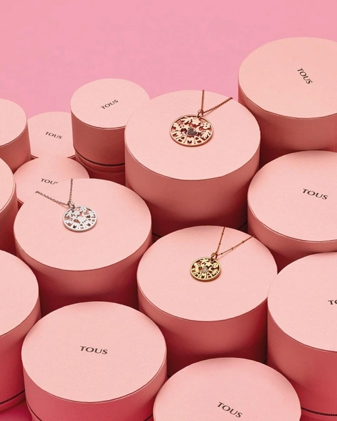 Tous