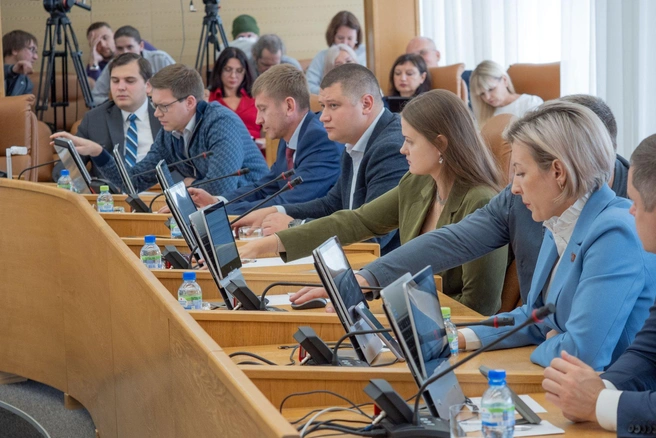 За отставку проголосовали единогласно | Источник: горсовет Красноярска / krasnoyarsk-gorsovet.ru