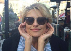 Екатерина Архарова прокомментировала откровенные фото