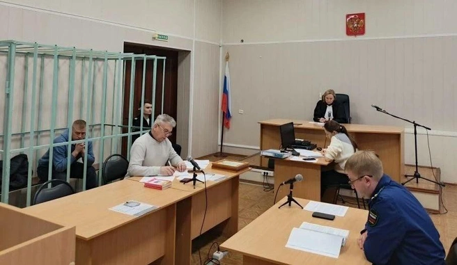 Начальника ОУУП и ПНД ОМВД России по Кваркенскому району Дмитрия Елизарьева отправили в СИЗО | Источник: Кваркенский районный суд