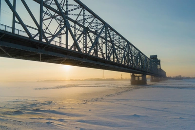 В Архангельске ремонтируют мост, водителям советуют объезд