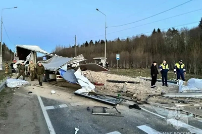Пассажир автобуса погиб в ДТП под Гатчиной