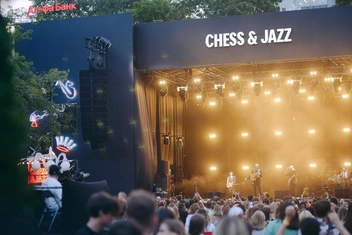 Фестиваль Chess & Jazz снова объединил поклонников шахмат и джаза в саду «Эрмитаж»