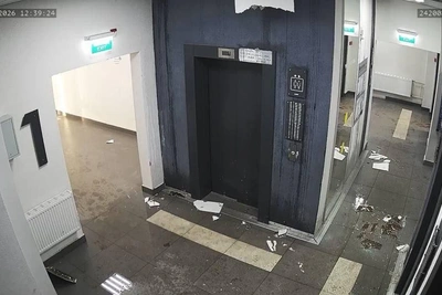 Прорыв трубы в Юнтолово напугал жителей с детьми