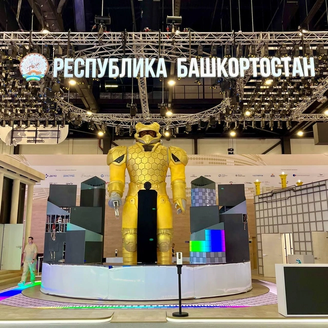 У Башкортостана тоже есть робот, но с медовым акцентом | Источник: Кровавая барыня