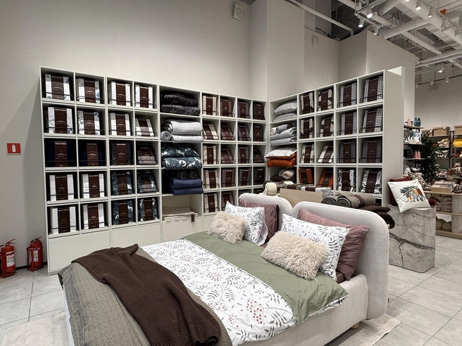 Ложиться нельзя (наверное)  | Источник: ТРЦ «Планета»