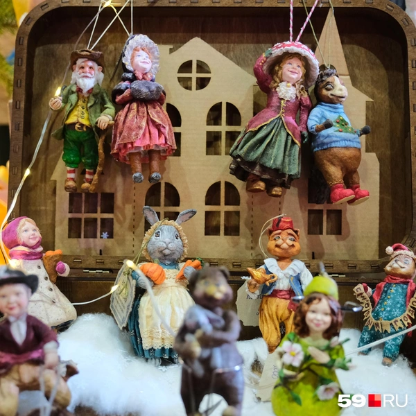 Любая из этих игрушек станет украшением елки  | Источник: Тимофей Калмаков / 59.RU