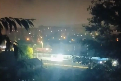 Жители домов у стройки метротрама жалуются на шум по ночам