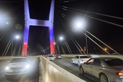 Racing banned on Novosibirsk's fourth bridge over 'snail's pace' limit