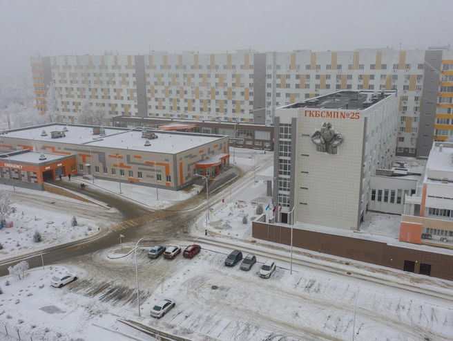 Пострадавшая в результате ДТП женщина была госпитализирована и находится на обследовании в больнице. | Источник: Алексей Волхонский / V1.RU