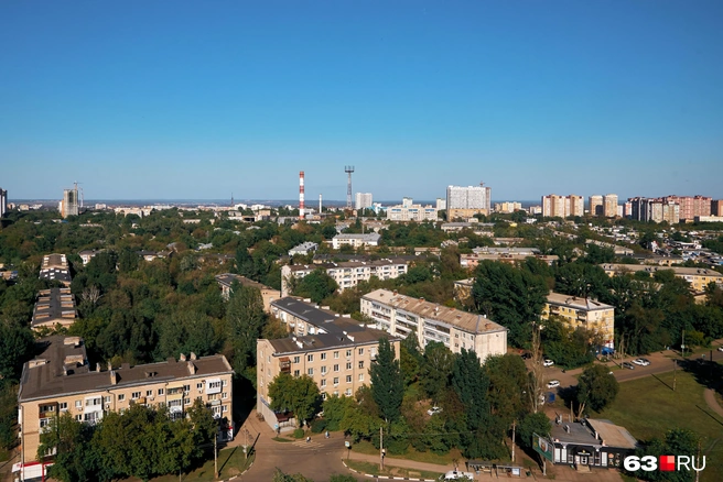Только сверху видно, как забавно хрущевки образуют квадраты и треугольники | Источник: Роман Данилкин / 63.RU