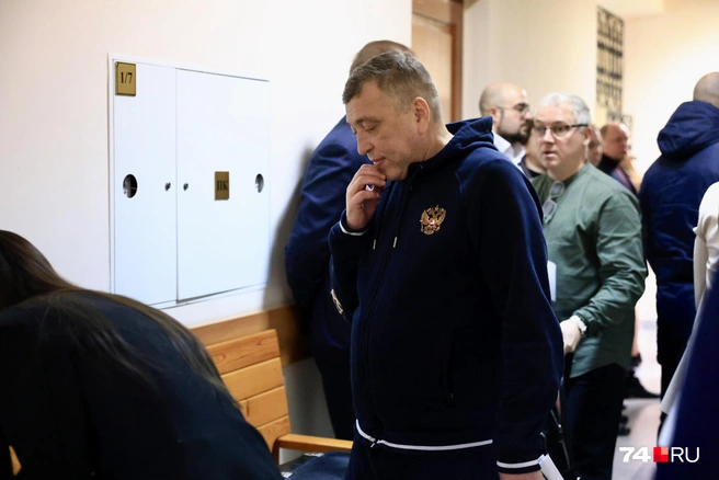 Среди них&nbsp;— судимый за побоище на рок-фестивале «Торнадо» Александр Гирь | Источник: Михаил Шилкин