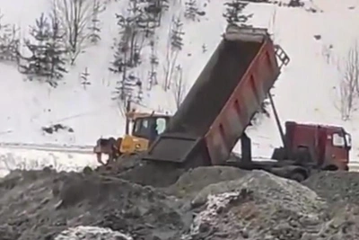 Illegal waste dumping found again in Vyborg quarry