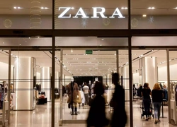 Франция против fast-fashion: вводится плата за производство и запрет рекламы