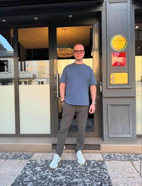 Михаил Поляков в Довиле (Франция) | Источник: mikhail.polyakov.74 / Instagram (деятельность запрещена в РФ)