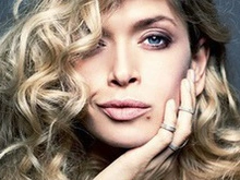 Вера Брежнева стала лицом Calzedonia в России