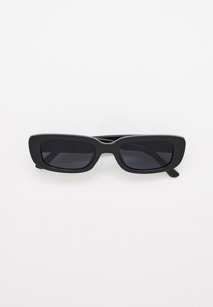 Черные солнцезащитные очки