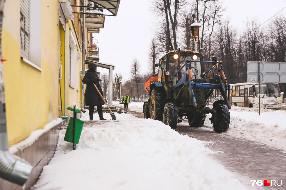 Ярославль продолжат убирать в усиленном режиме | Источник: Алёна Косточкина