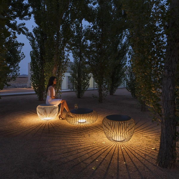 Светящаяся мебель для сада от фабрики Vibia | галерея [1] фото [5]