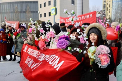 Нижневартовск отметил 54-летие в стиле СССР