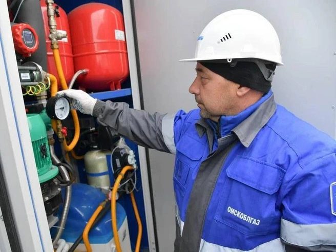 К распределительной сети в селе подключили к газу новые блочно-модульные котельные | Источник: пресс-служба правительства Омской области