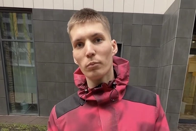 Курьер с особенностями из Екатеринбурга тронул сердца пользователей