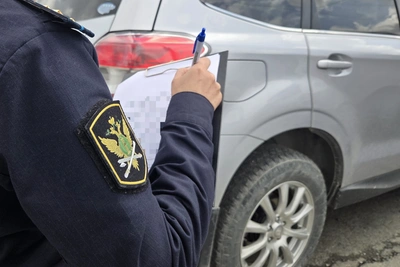 Авто арестовано за неуплату алиментов на Сахалине