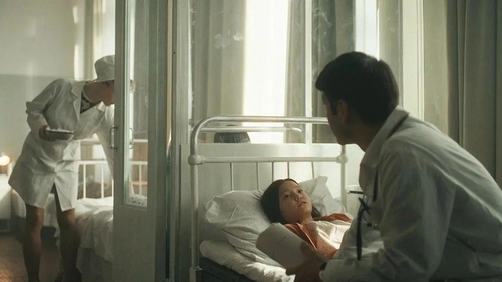 Кадр из сериала «Нулевой пациент» (2022) | Источник: «Кинопоиск»