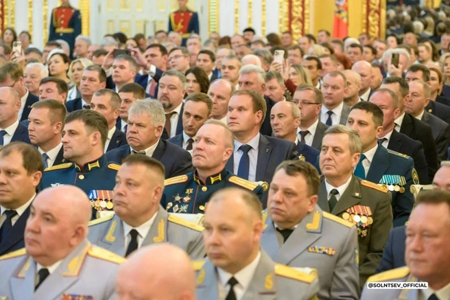 Гости, собравшиеся на инаугурации губернатора | Источник: Евгений Солнцев / T.me 
