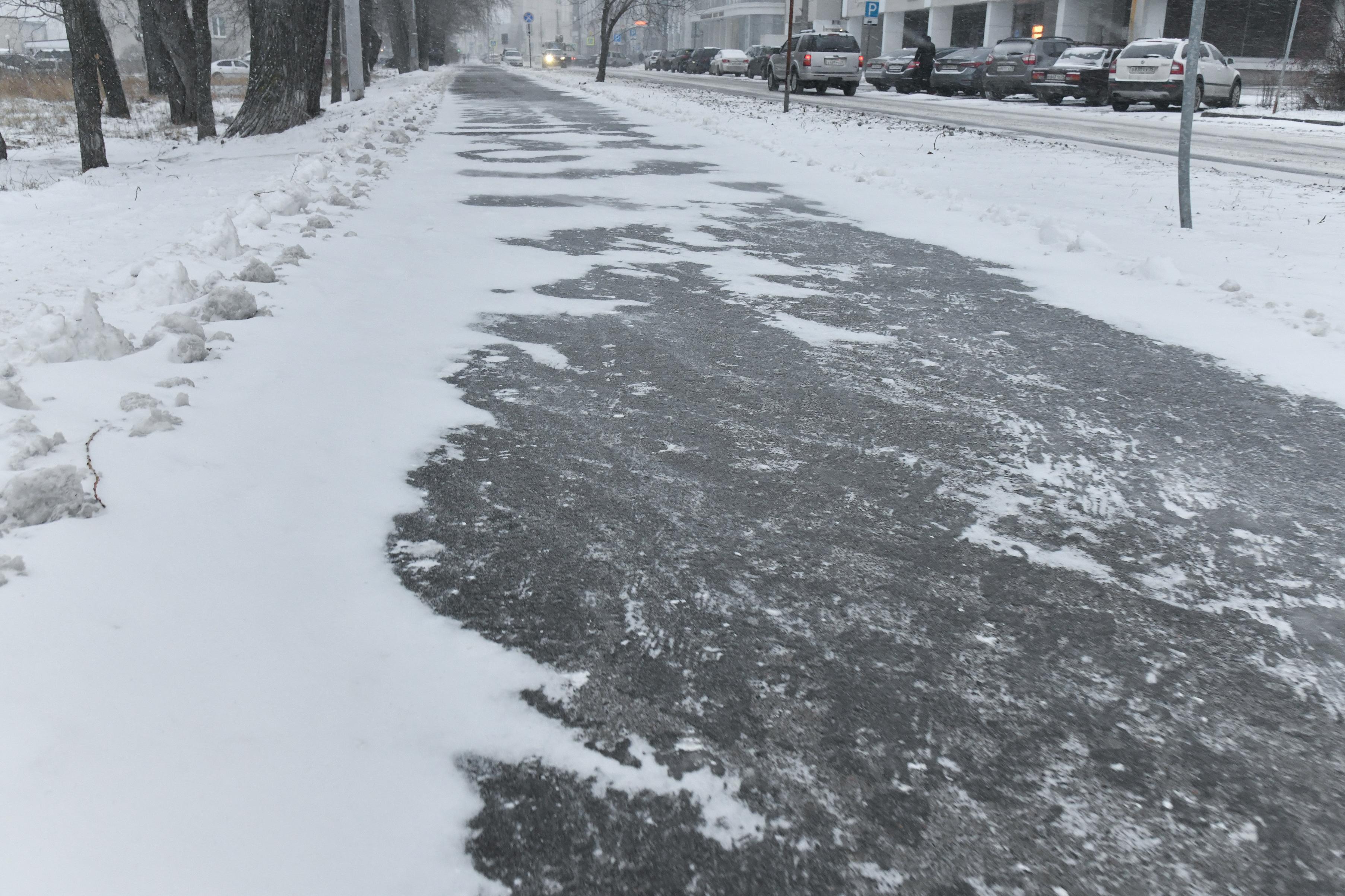 «Не нужно сквозь боль, стиснув зубы, работать»: врачи — о том, как жителям Архангельска восстановиться после травмы из-за гололеда