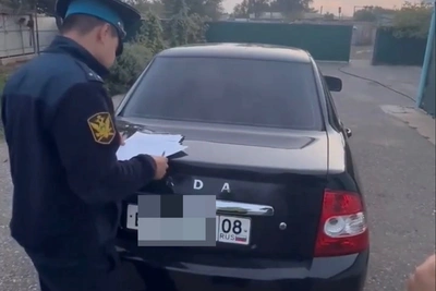 В Яшкульском районе арестовали авто должника