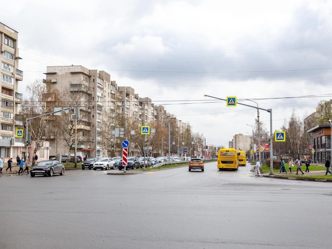 В Ярославле под окнами многоэтажки найдено тело подростка | Источник: Кирилл Поверинов / 76.RU