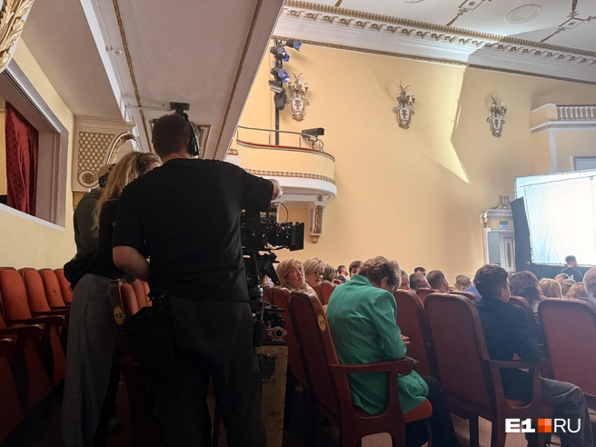 Несколько кадров записывали с разных планов | Источник: Дарья Костомина / E1.RU