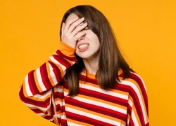 Печальный вердикт: 7 фраз, которые выдают глупого человека — не стоит их говорить