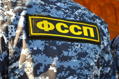 В Астрахани мужчина сдал нож при входе в суд