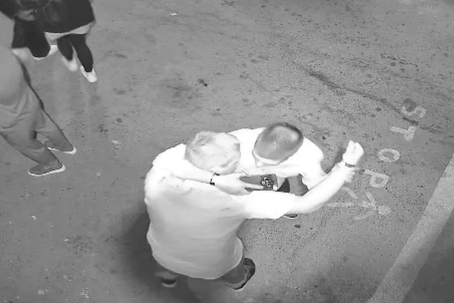 Позже участников группы забрала полиция | Источник: Андрей Битюков